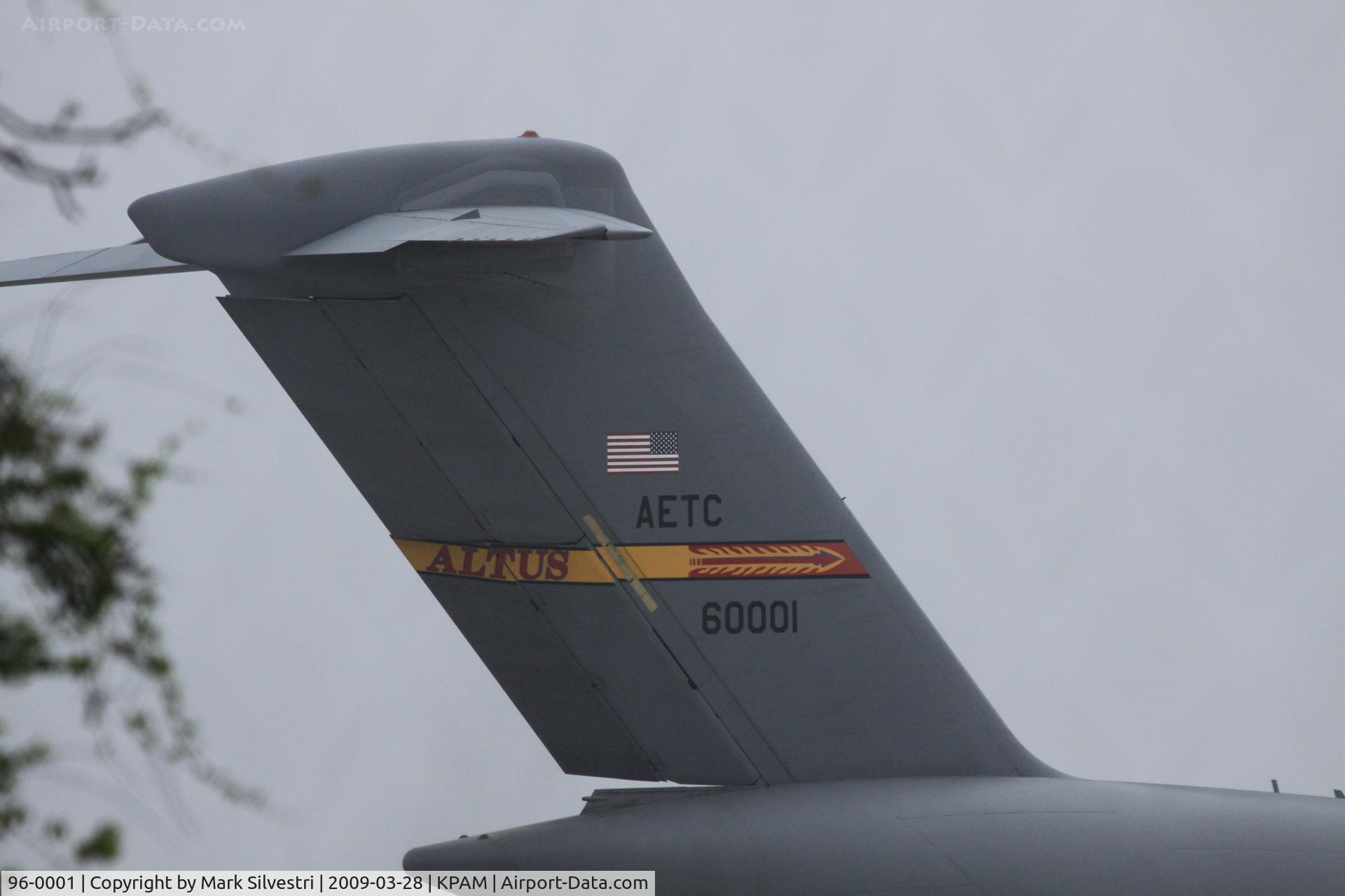 96-0001, 1996 McDonnell Douglas C-17A Globemaster III C/N P-33, 2009 Tyndall AFB Airshow