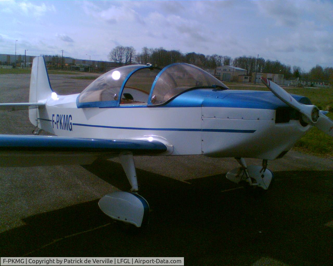 F-PKMG, 1962 Piel CP-301A Emeraude C/N 353, In renovation by the owner