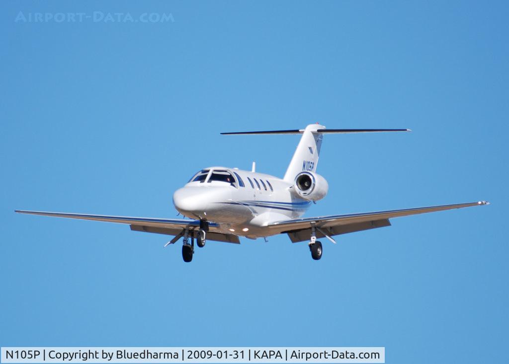 N105P, 1999 Cessna 525 CitationJet C/N 525-0336, On final approach to 17L.
