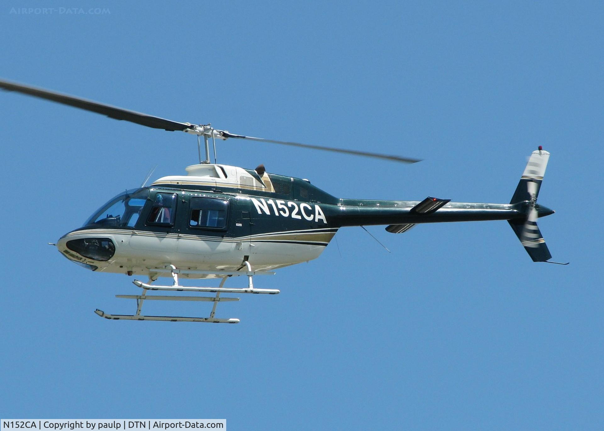 N152CA, 1978 Bell 206B JetRanger III C/N 2342, Leaving the Shreveport Downtown airport.
