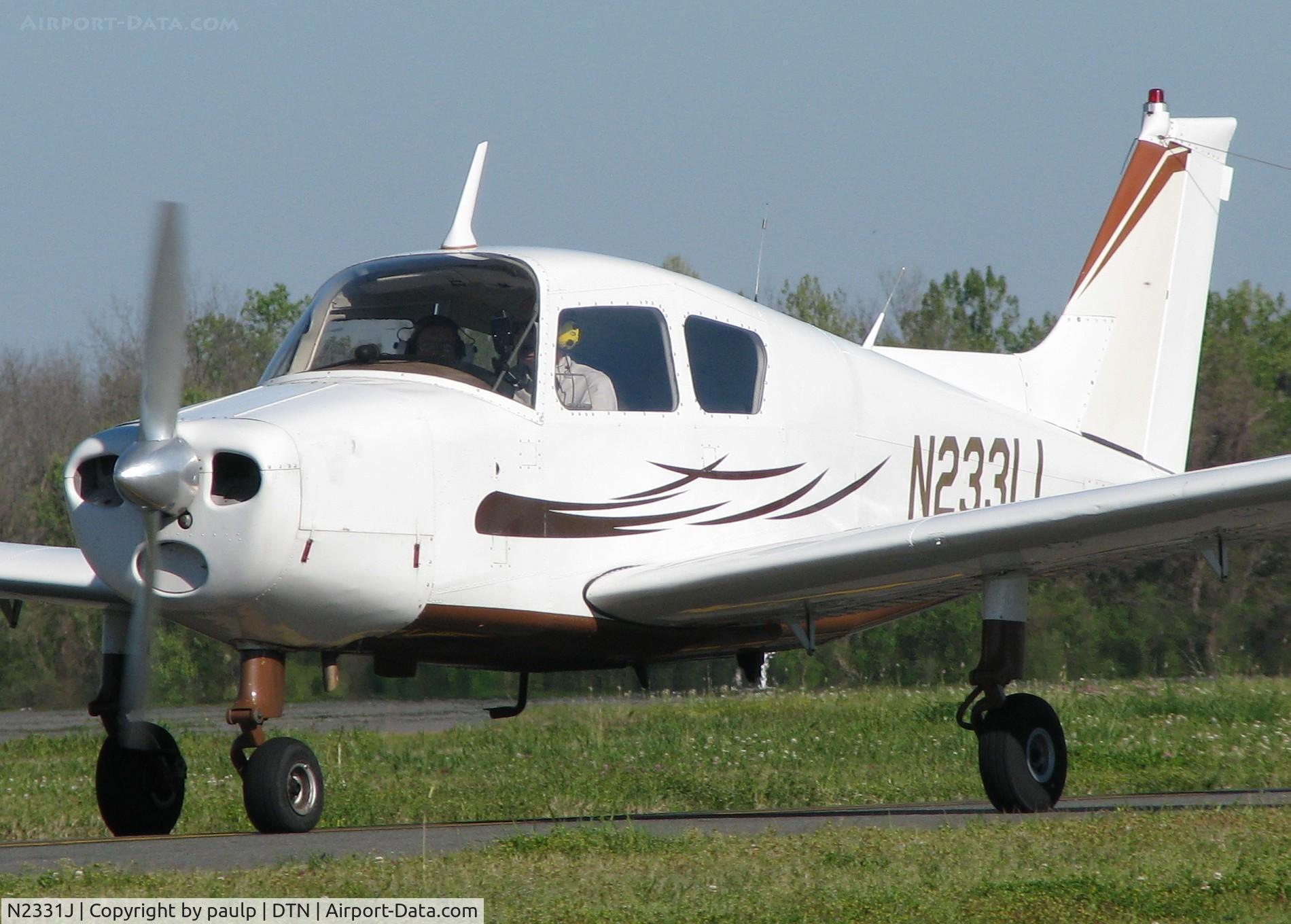 N2331J, 1963 Beech 23 C/N M-284, Taxiing to the active at Shreveport Downtown Airport.