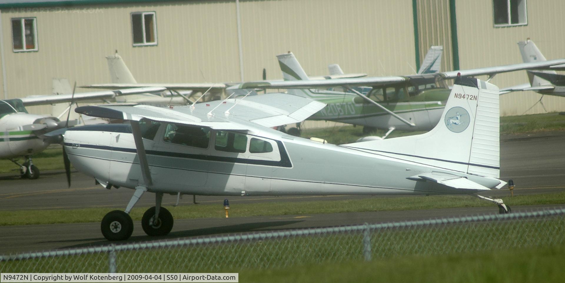 N9472N, 1981 Cessna A185F Skywagon 185 C/N 18504363, taxying