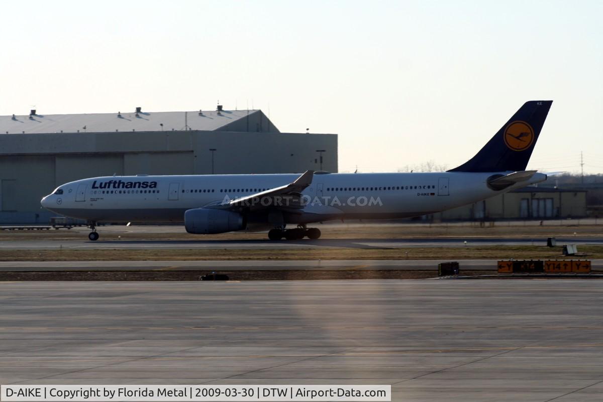D-AIKE, 2004 Airbus A330-343X C/N 636, Lufthansa A330-300