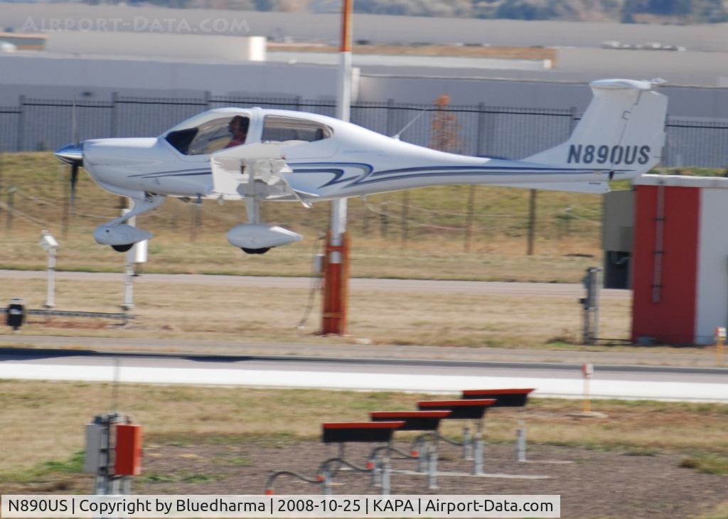 N890US, 2007 Diamond DA-40 Diamond Star C/N 40.890, On final approach for 35R.