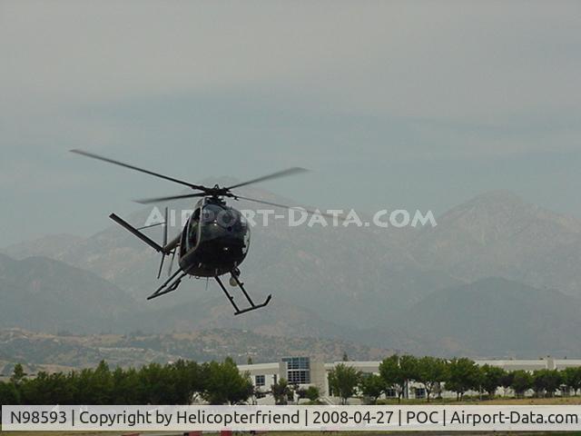N98593, 1967 Hughes OH-6A Cayuse C/N 0978, Turning south for pad
