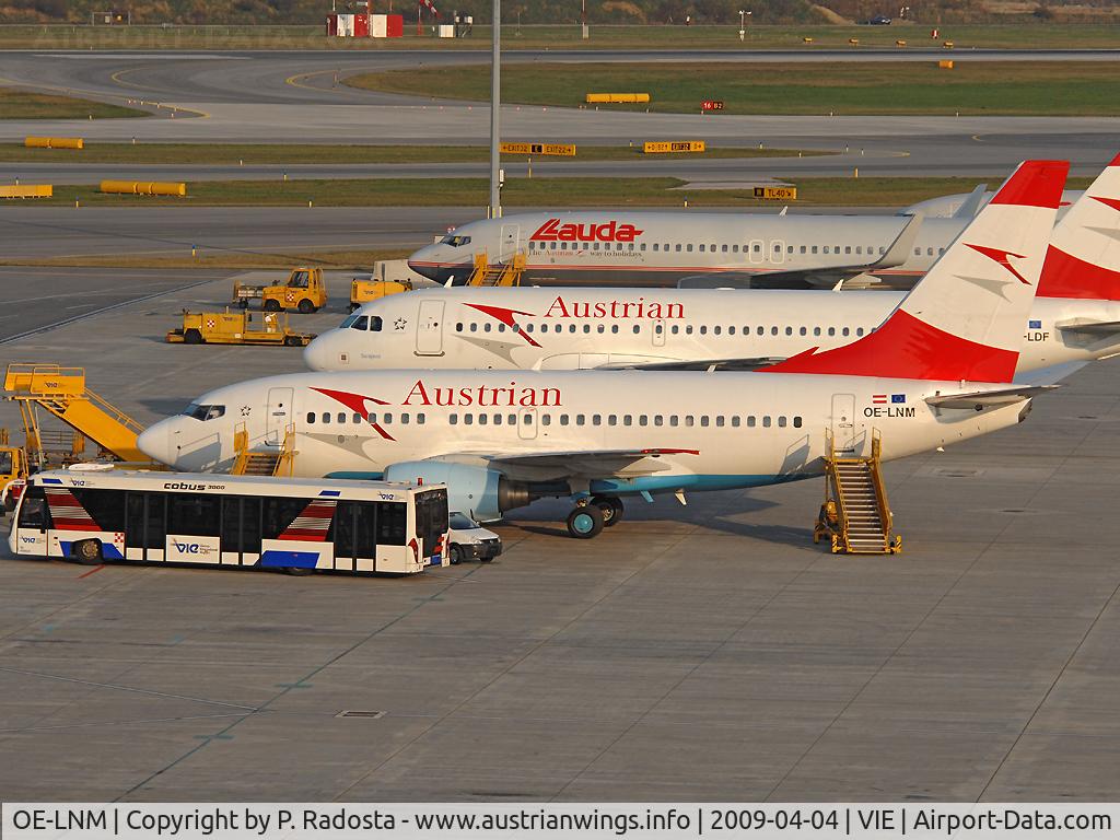 OE-LNM, 2000 Boeing 737-6Z9 C/N 30138, Passengers will disembark in a few minutes