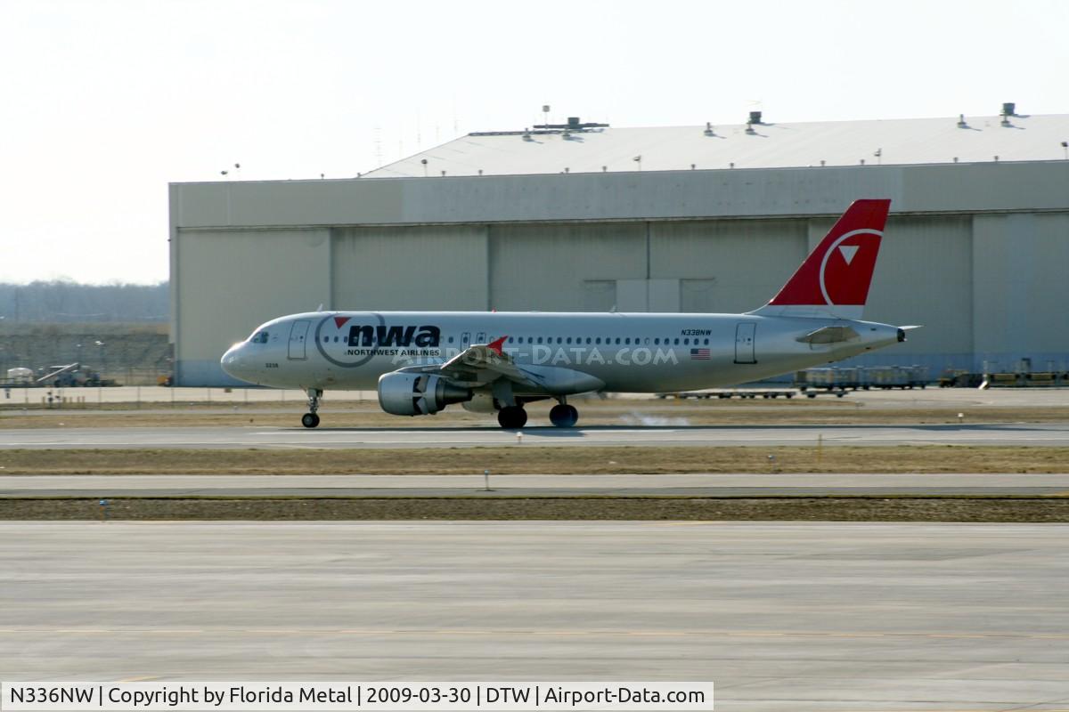 N336NW, 1992 Airbus A320-212 C/N 355, Northwest A320