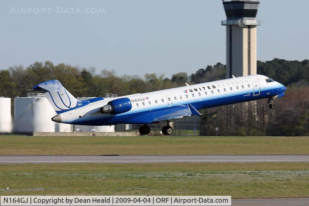 N164GJ, 2006 Bombardier CRJ-702 (CL-600-2C10) Regional Jet C/N 10256, United Express (GoJet Airlines) N164GJ (FLT GJS7374) departing RWY 23 enroute to Washington Dulles Int'l (KIAD).