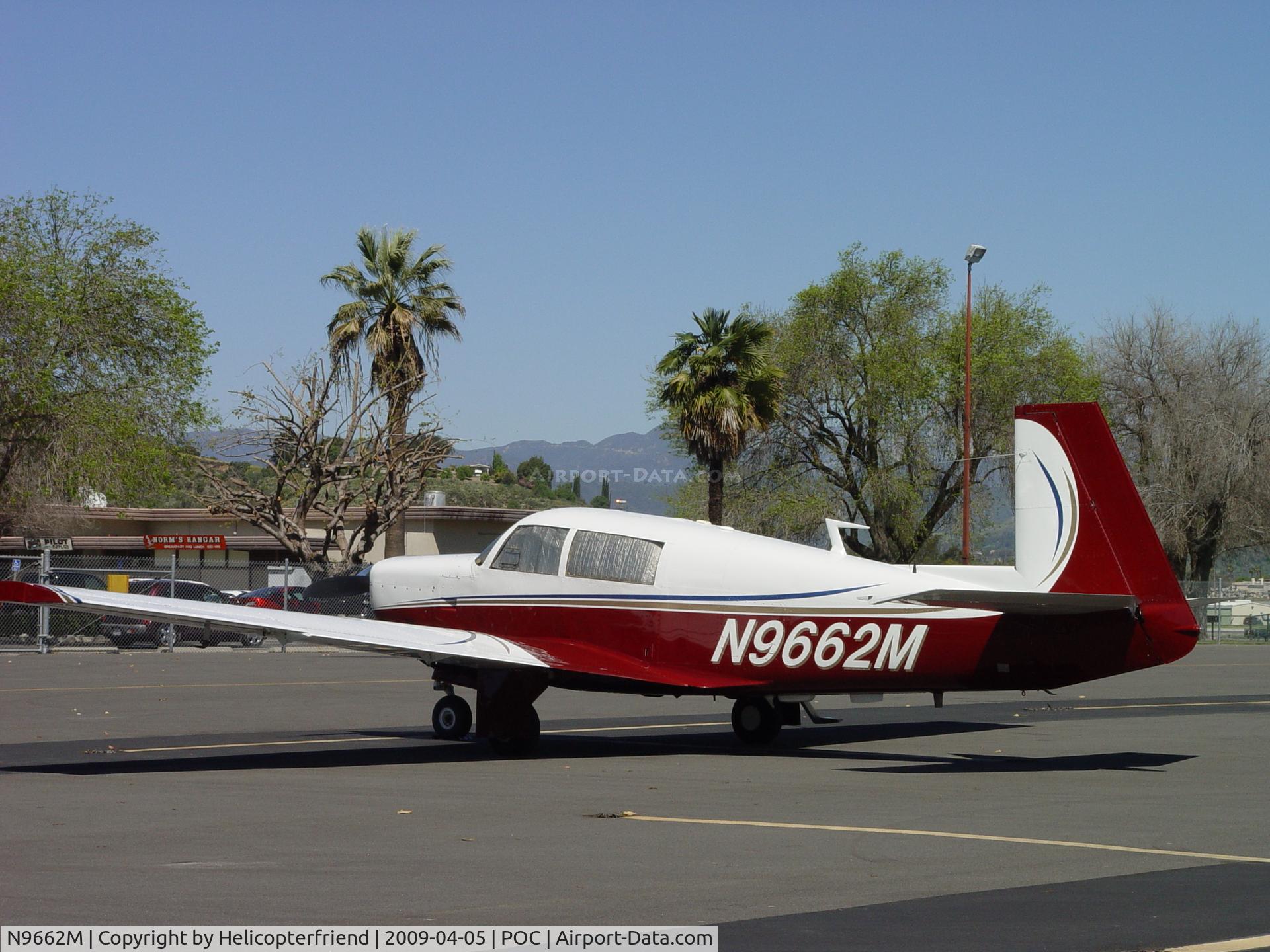 N9662M, 1966 Mooney M20F Executive C/N 670239, Parked in transient parking at Brackett