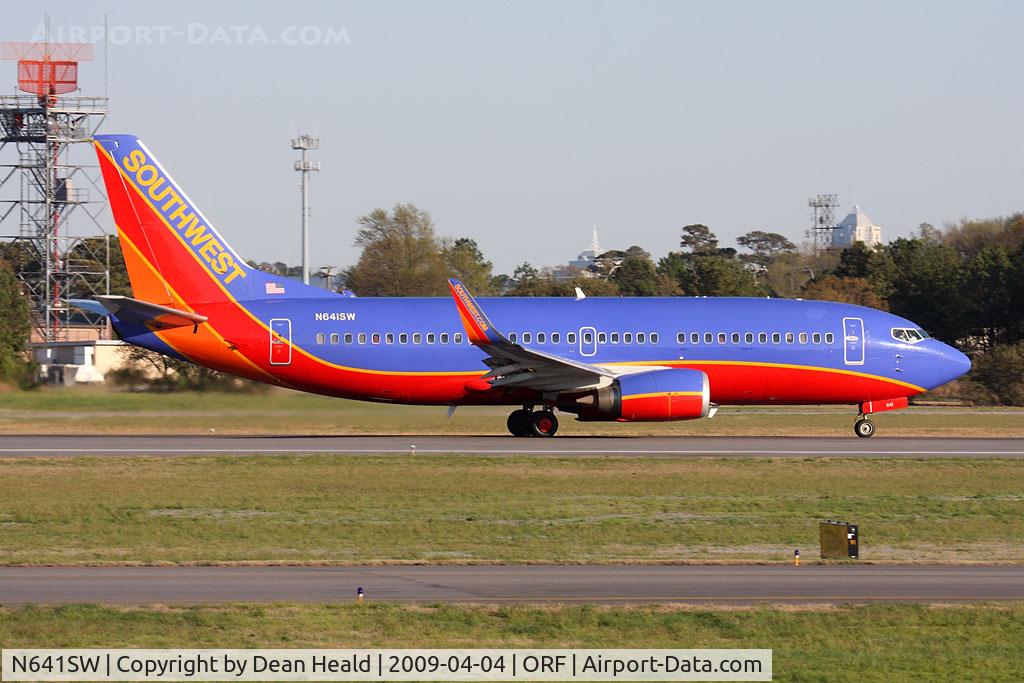 N641SW, 1996 Boeing 737-3H4 C/N 27714, Southwest Airlines N641SW (FLT SWA1573) on takeoff roll on RWY 23 enroute to Baltimore/Washington Int'l (KBWI).