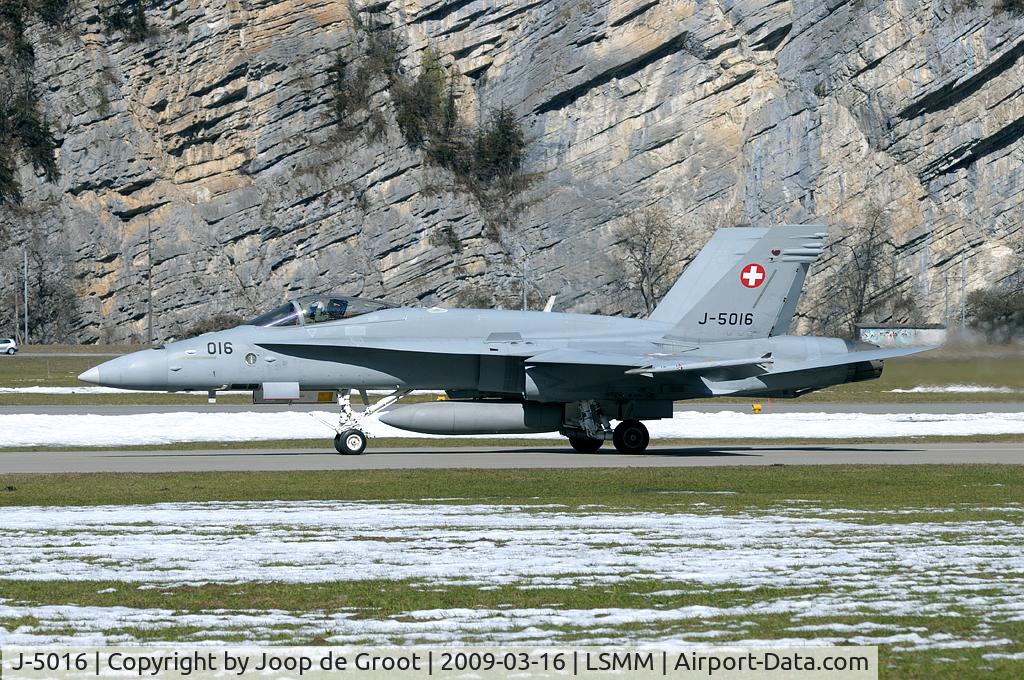 J-5016, 2001 McDonnell Douglas F/A-18C Hornet C/N 1363, Vertical rocks and aircraft is normally not a healthy combination. In Switzerland this seems to be no problem though.