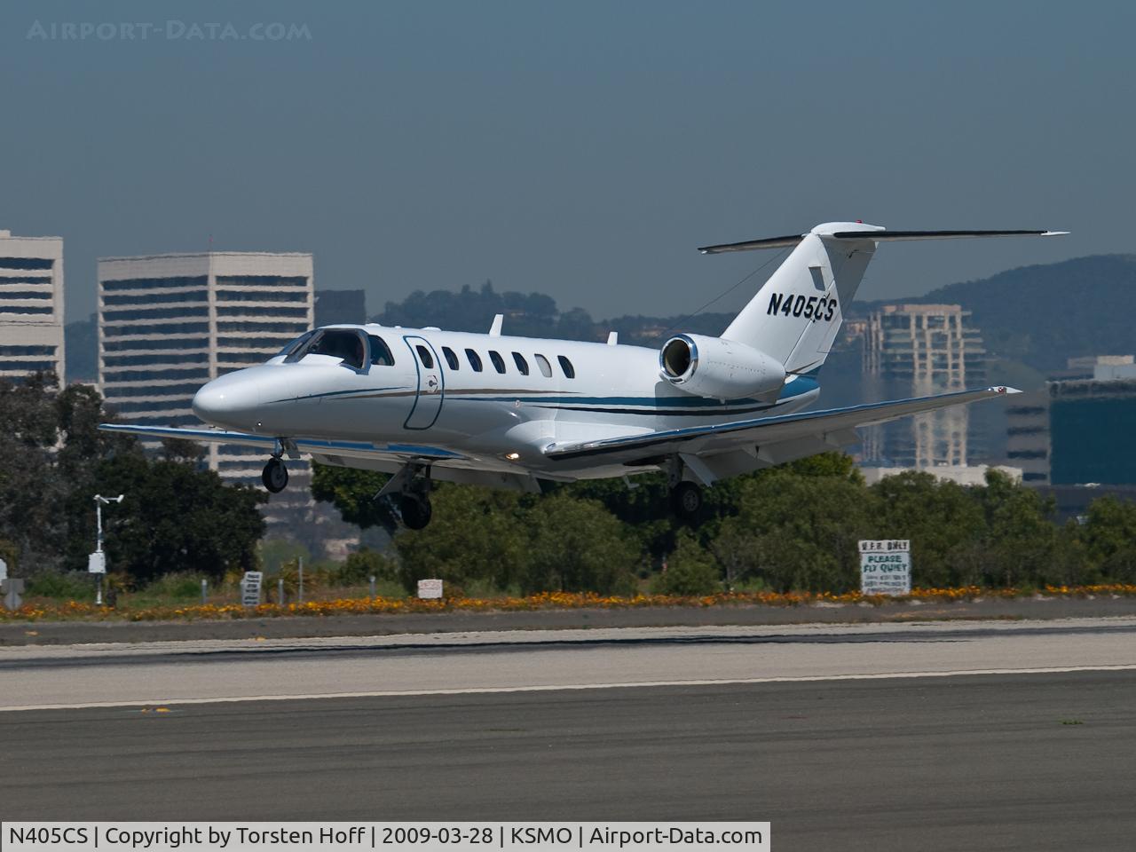 N405CS, 2005 Cessna 525B CitationJet CJ3 C/N 525B0036, N405CS arriving on RWY 21