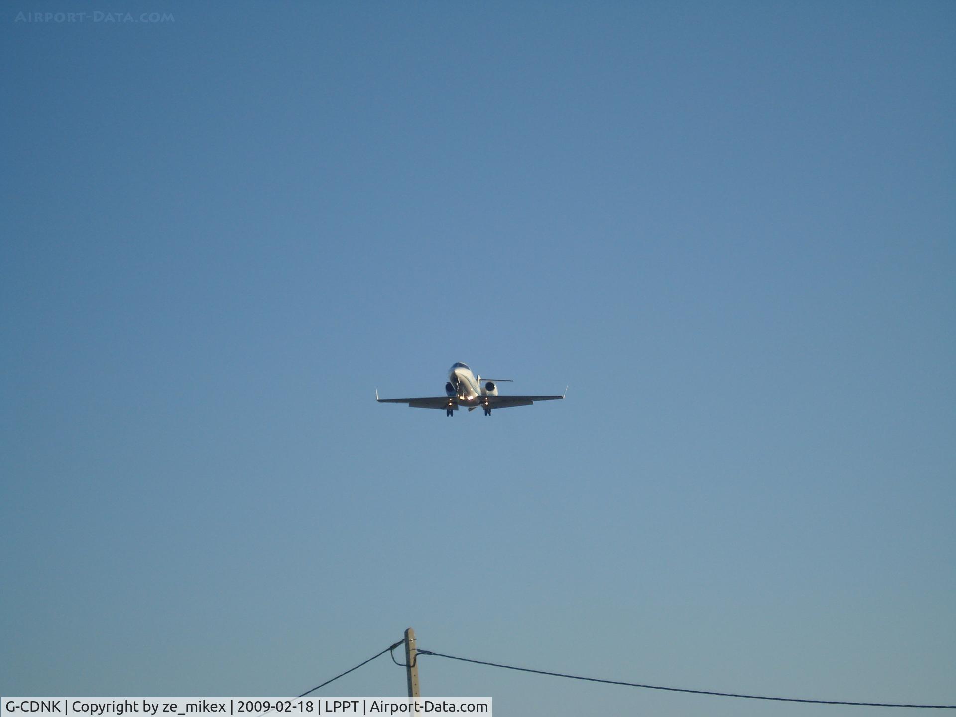 G-CDNK, 2005 Learjet 45 C/N 45-280, Landing at Porto airport.