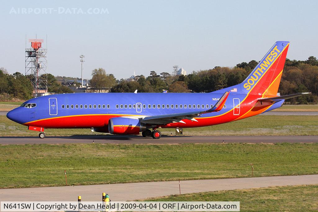 N641SW, 1996 Boeing 737-3H4 C/N 27714, Southwest Airlines N641SW (FLT SWA1573), a 737-300 now fitted with winglets, taxis to RWY 23 for departure to Baltimore/Washington Int'l (KBWI).
