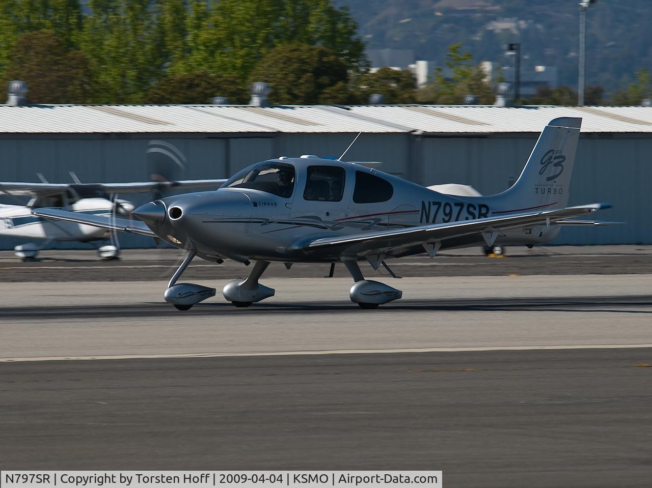 N797SR, 2007 Cirrus SR22 C/N 2770, N797SR departing from RWY 21