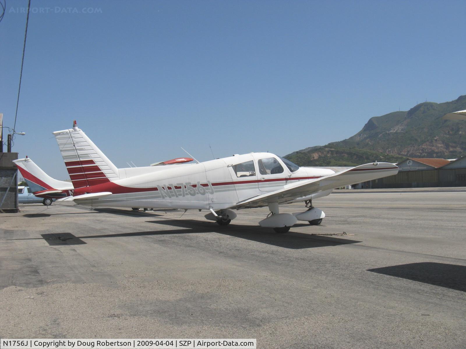 N1756J, 1968 Piper PA-28-140 C/N 28-24175, 1968 Piper PA-28-140 CHEROKEE, Lycoming O-320-E2A 150 Hp