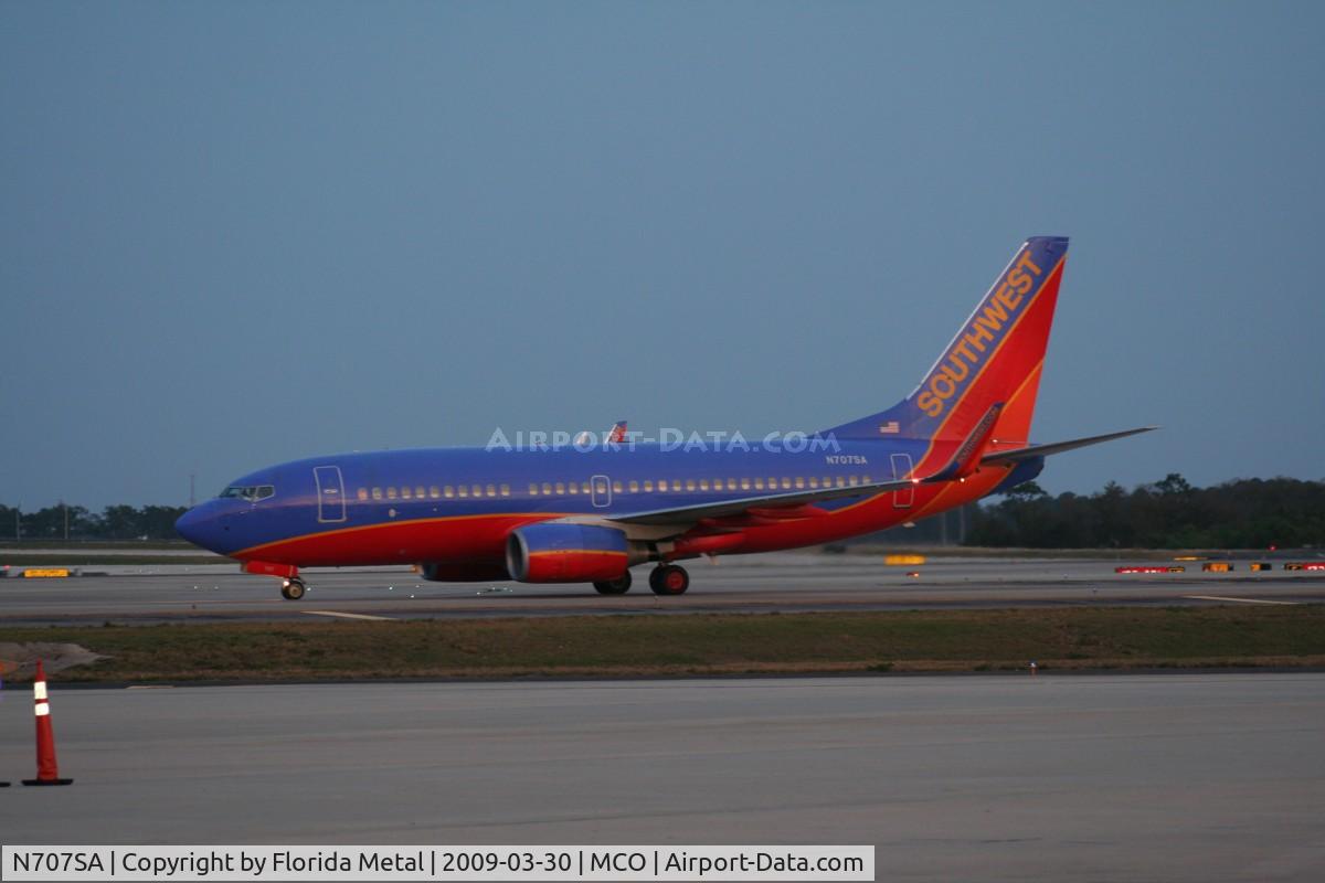 N707SA, 1997 Boeing 737-7H4 C/N 27841, Southwest 737-700