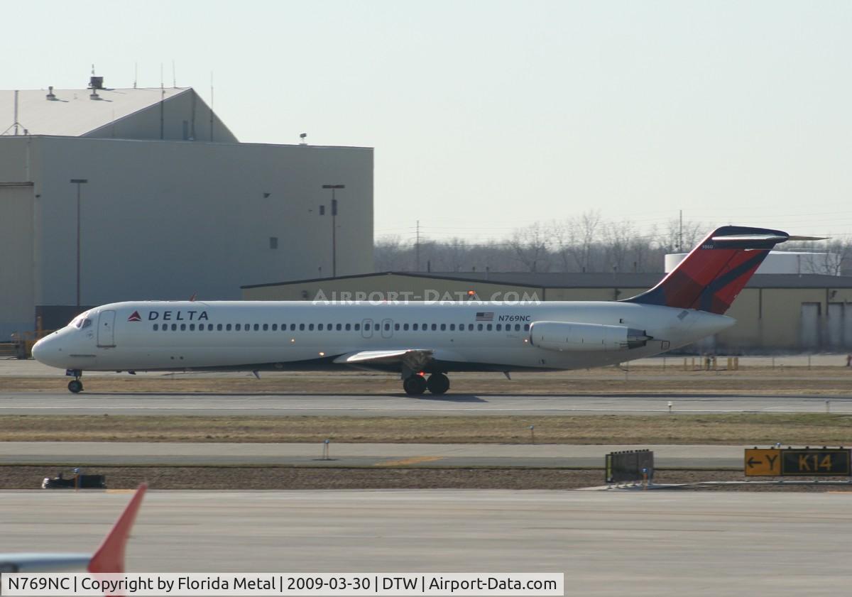 N769NC, 1978 McDonnell Douglas DC-9-51 C/N 47757, Northwest DC-9-50 in Delta colors