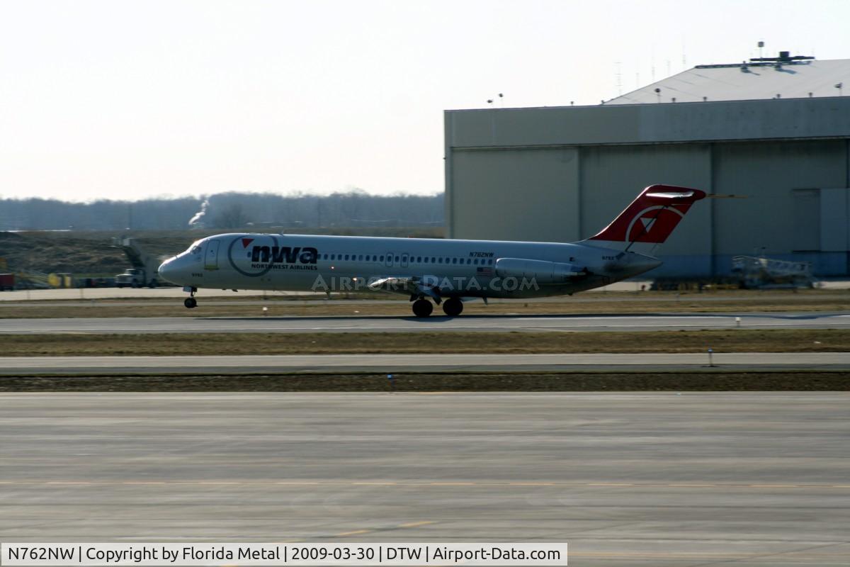 N762NW, 1969 Douglas DC-9-41 C/N 47395, Northwest DC-9-41