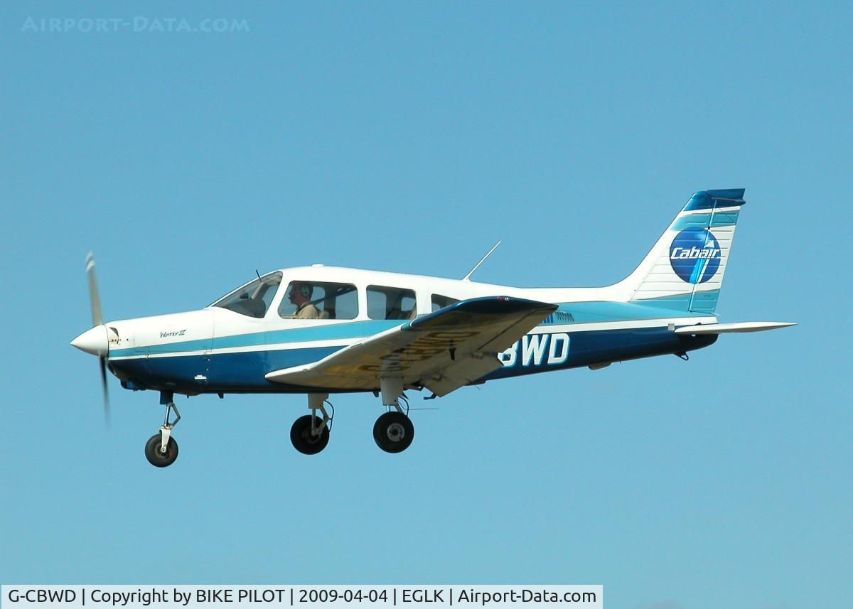 G-CBWD, 2002 Piper PA-28-161 Cherokee Warrior III C/N 2842160, FINALS FOR RWY 25
