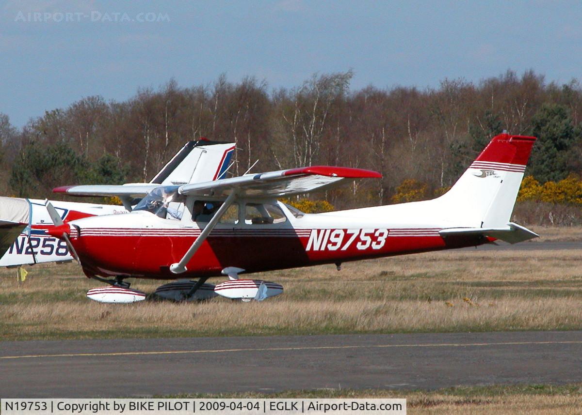 N19753, 1972 Cessna 172L C/N 17260723, VISITING LUNCH TIME