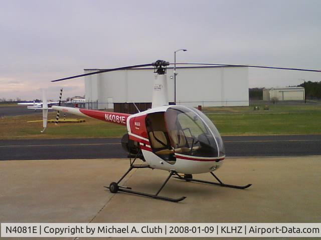N4081E, 1991 Robinson R22 BETA C/N 1916, Postflight, KLHZ
