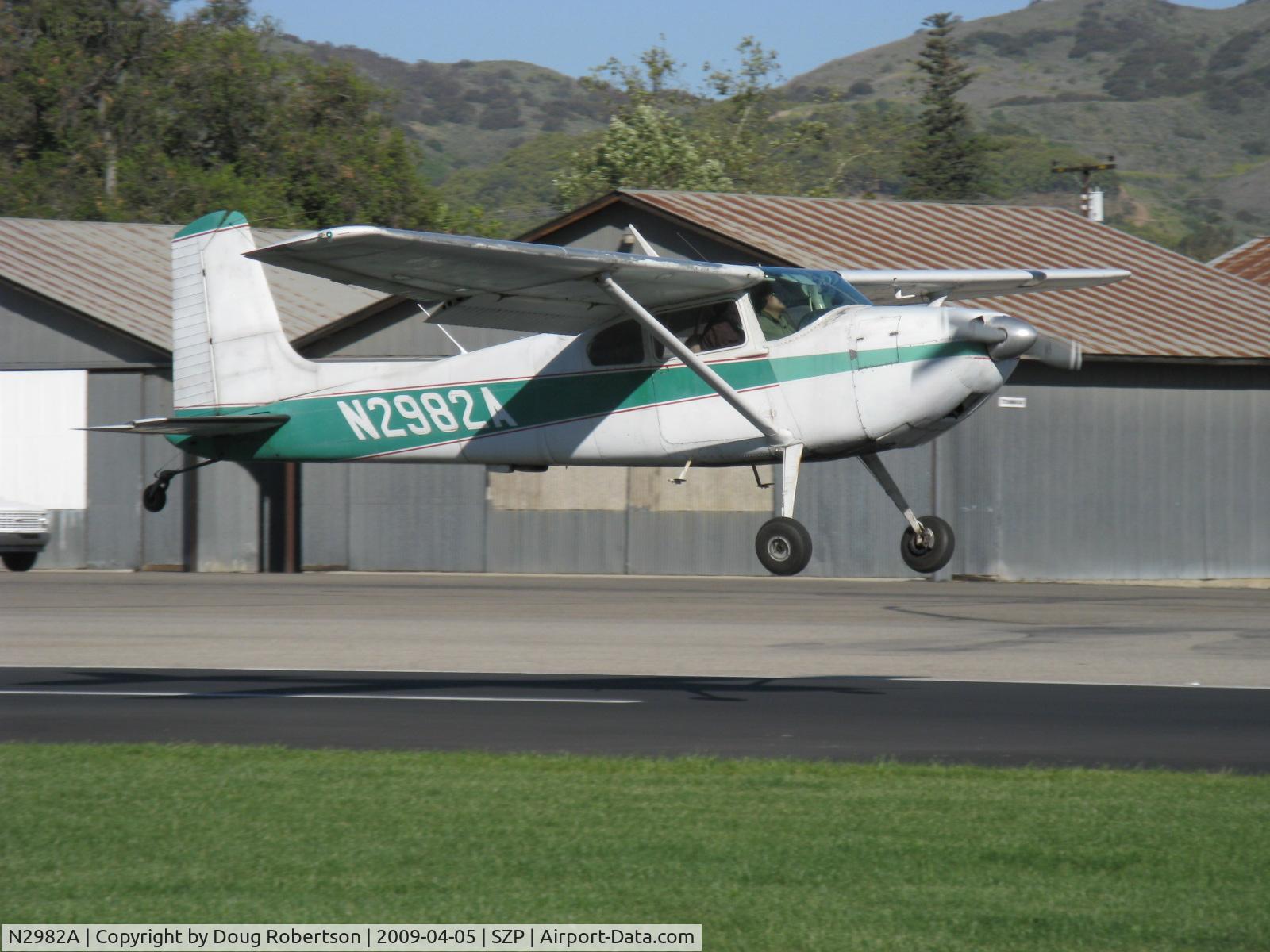N2982A, 1953 Cessna 180 C/N 30182, 1953 Cessna 180, Continental O-470 225 Hp, first year of production, landing Rwy 04