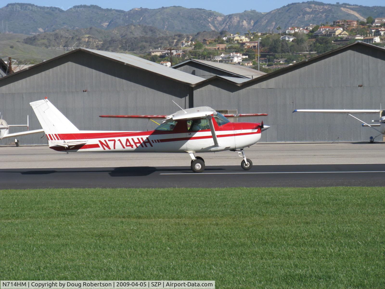 N714HM, 1977 Cessna 150M C/N 15079189, 1977 Cessna 150M, Continental O-200 100 Hp, landing roll Rwy 04