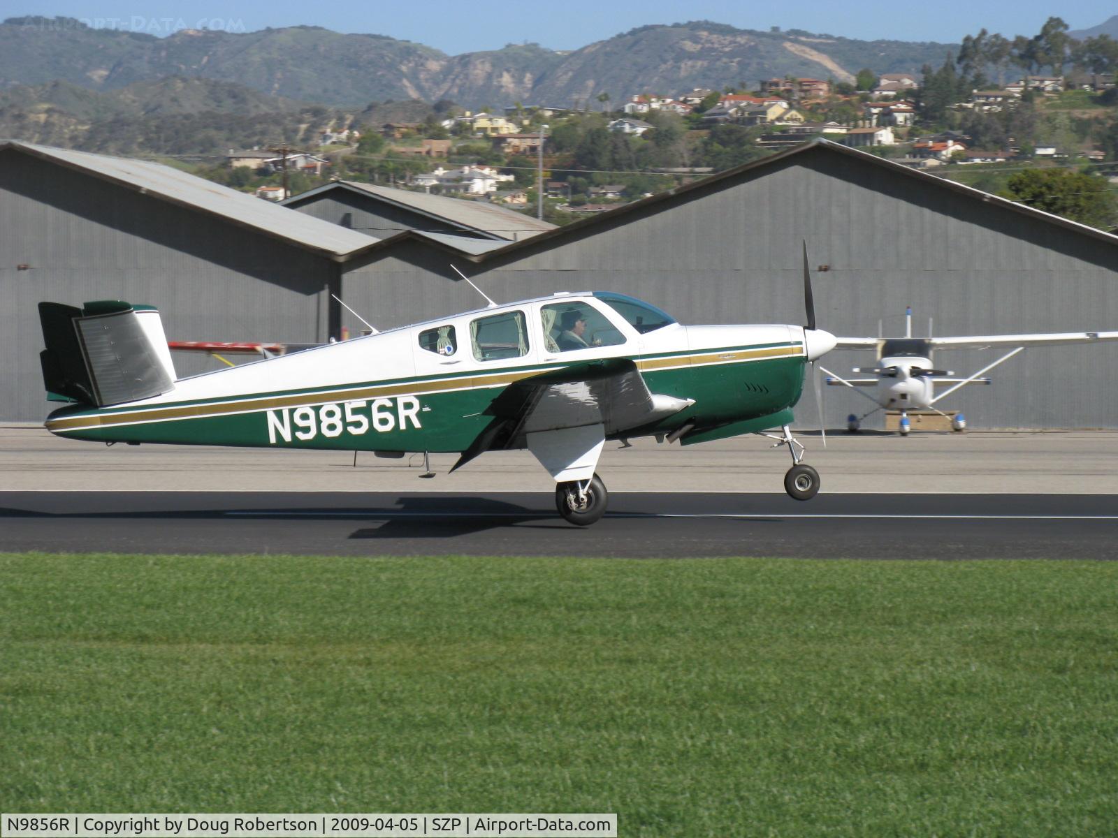 N9856R, 1960 Beech M35 Bonanza C/N D-6398, 1960 Beech M35 BONANZA, Continental IO-470-C 250 Hp, landing Rwy 04
