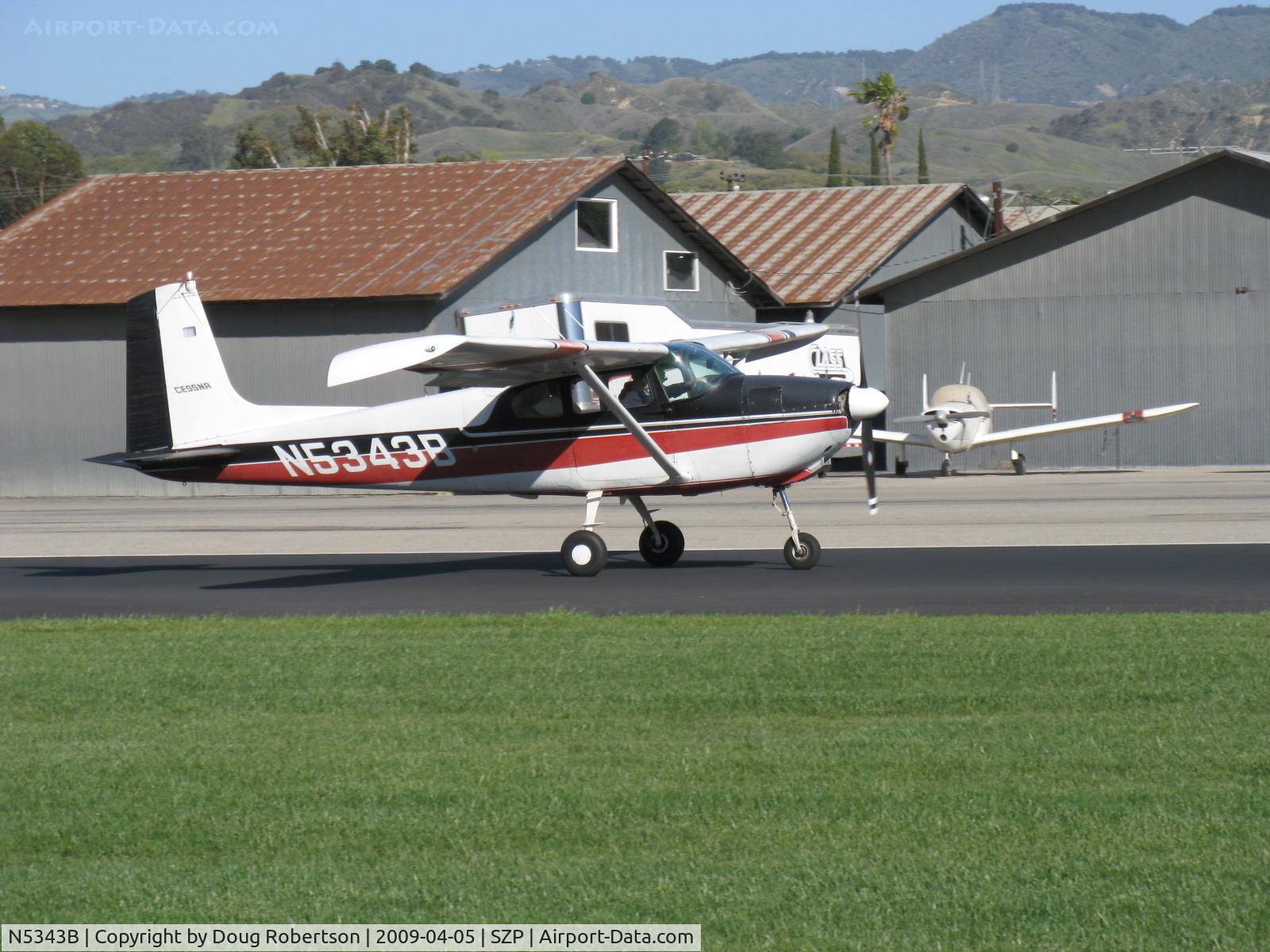 N5343B, 1956 Cessna 182 Skylane C/N 33343, 1956 Cessna 182, Continental O-470-S 230 Hp, first year of production, landing Rwy 04