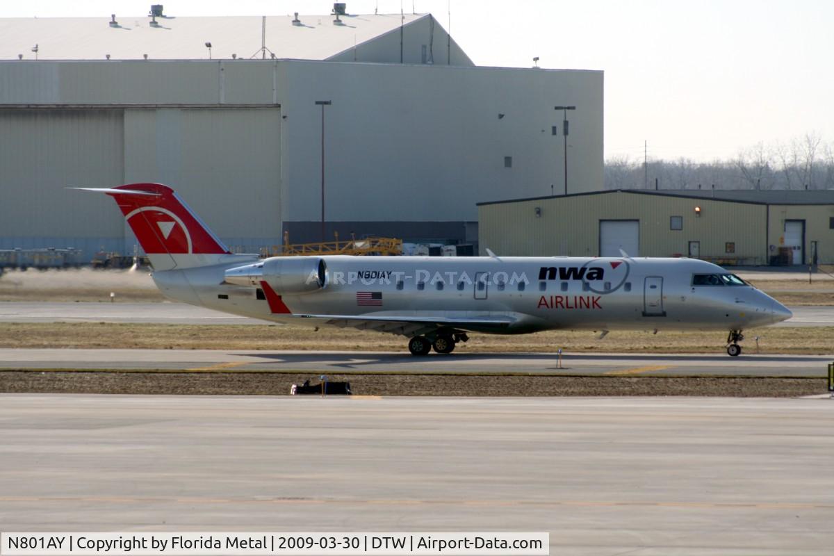 N801AY, 2004 Bombardier CRJ-200ER (CL-600-2B19) C/N 8001, Pinnacle CRJ-200