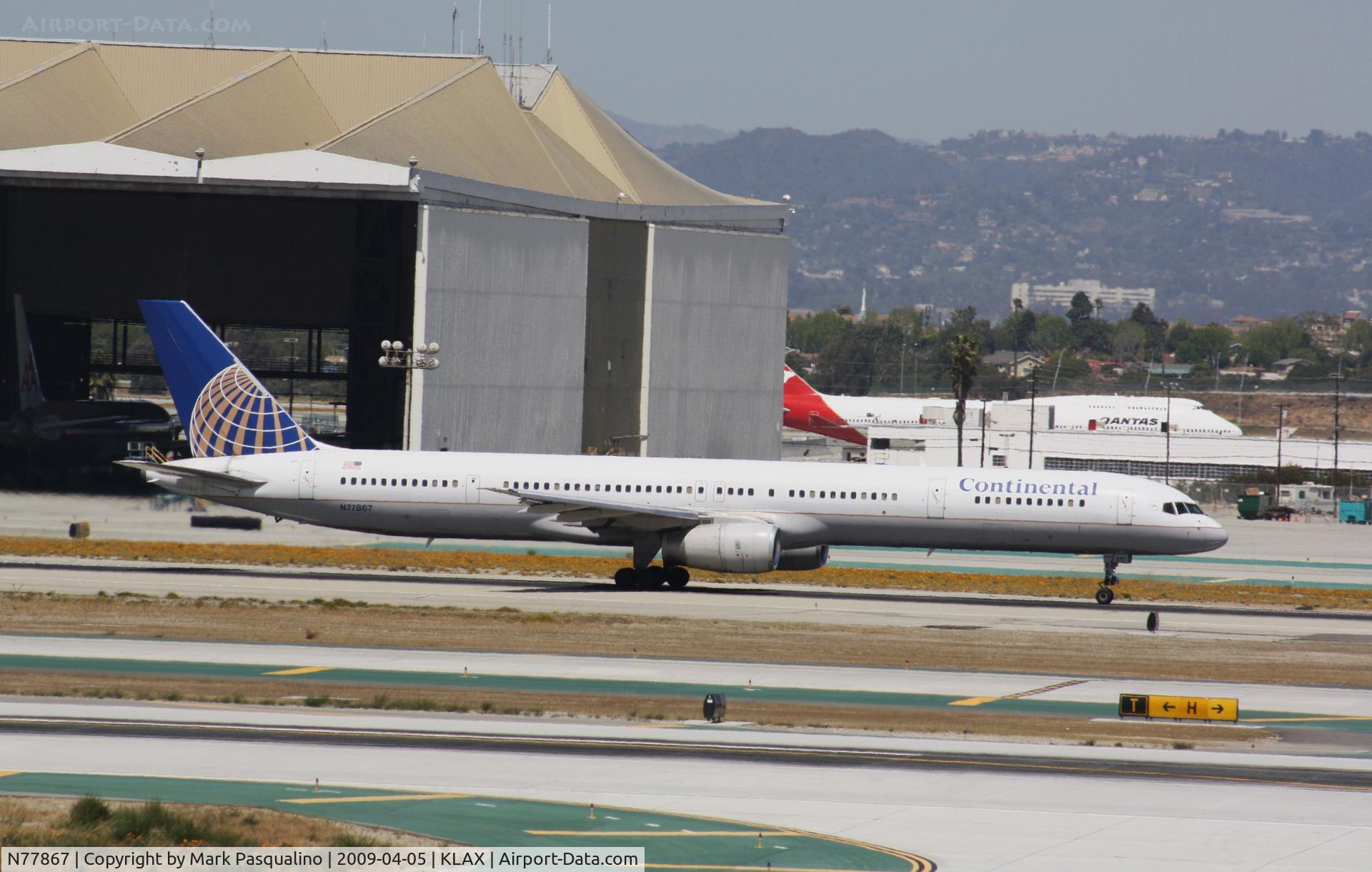 N77867, 2002 Boeing 757-33N C/N 32592, Boeing 757-300