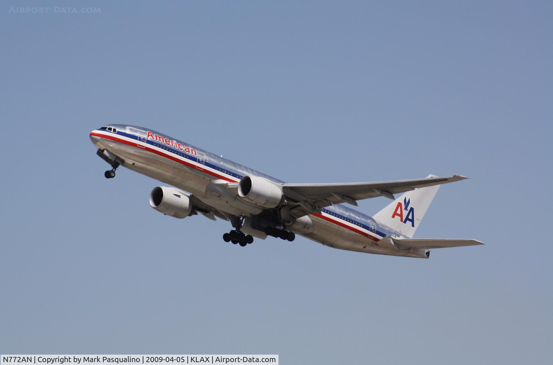 N772AN, 1999 Boeing 777-223 C/N 29580, Boeing 777-200