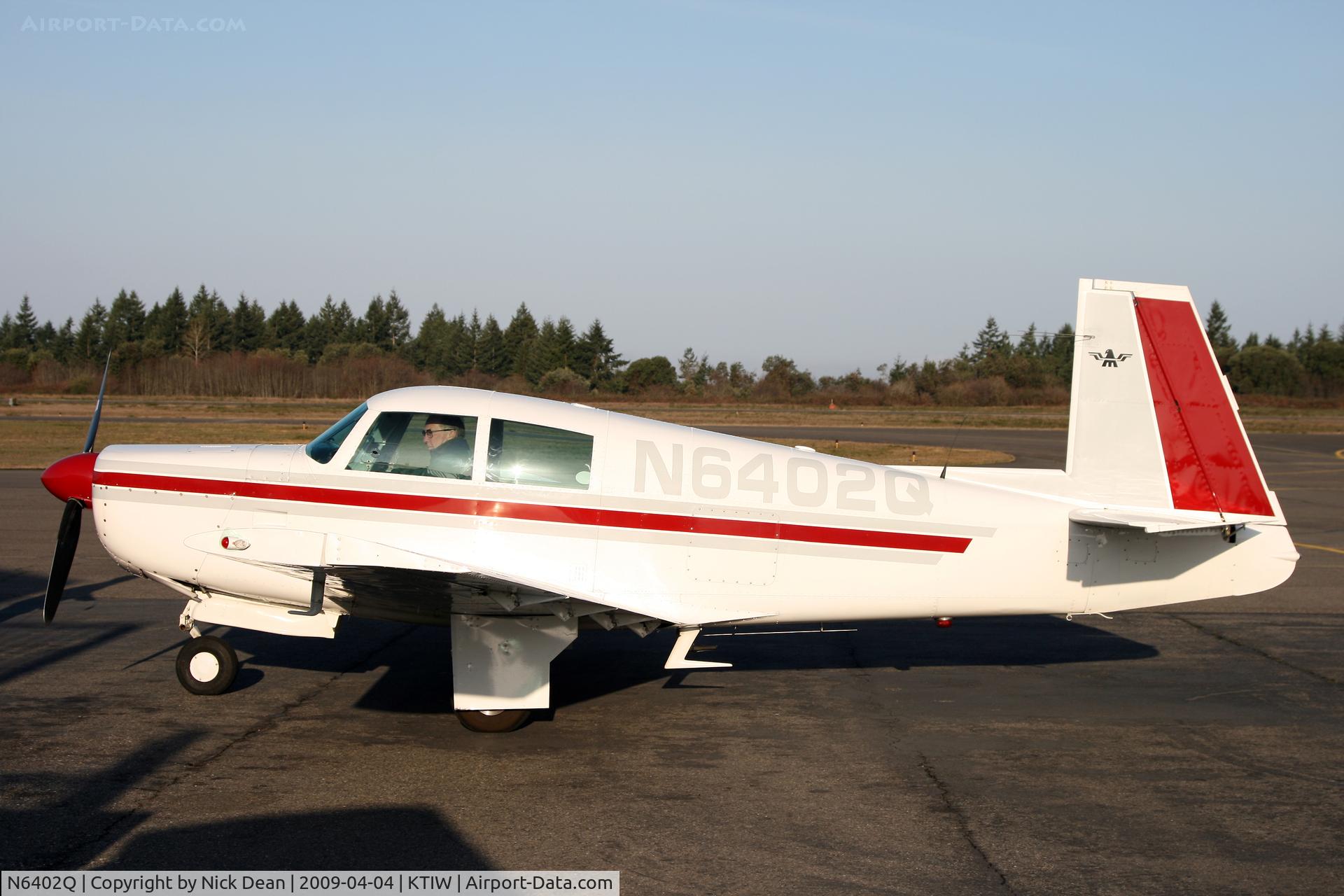 N6402Q, 1967 Mooney M20C Ranger C/N 670142, KTIW
