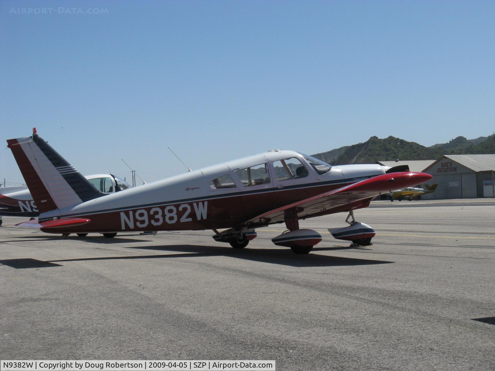 N9382W, 1968 Piper PA-28-235 C/N 28-11075, 1968 Piper PA-28-235 CHEROKEE, Lycoming O-540-B4B5 235 Hp
