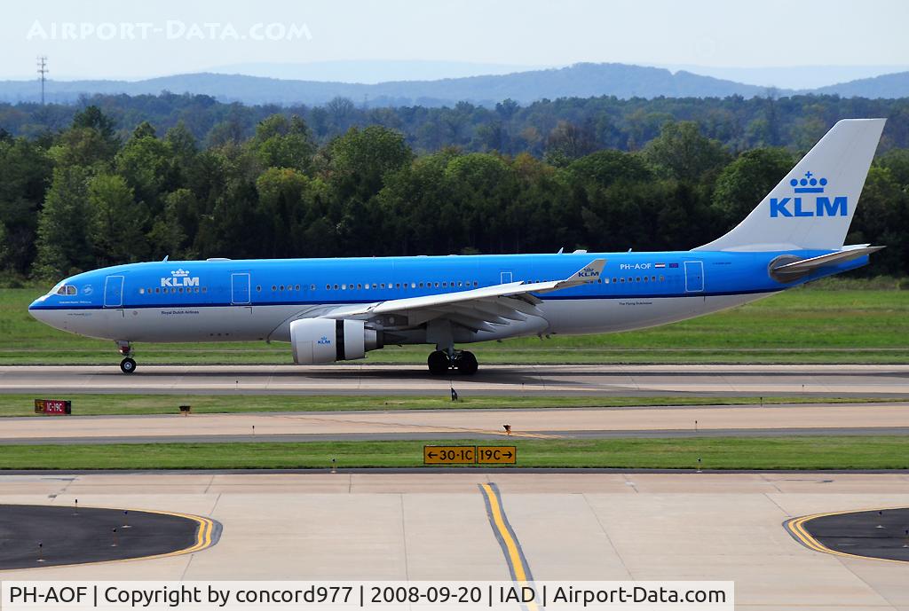 PH-AOF, 2006 Airbus A330-203 C/N 801, Arriving at KIAD from Amsterdam