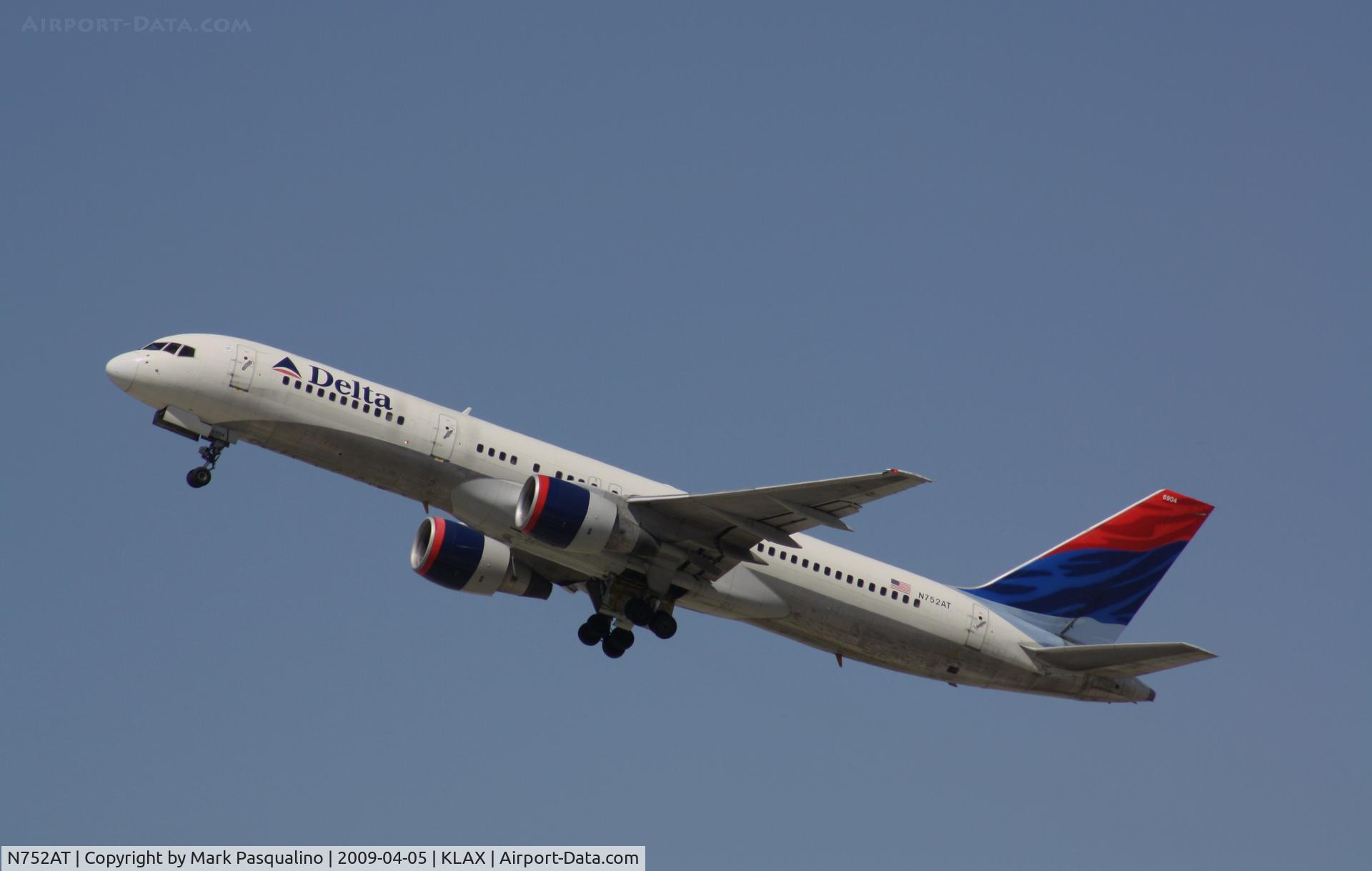 N752AT, 1984 Boeing 757-212 C/N 23128, Boeing 757-200