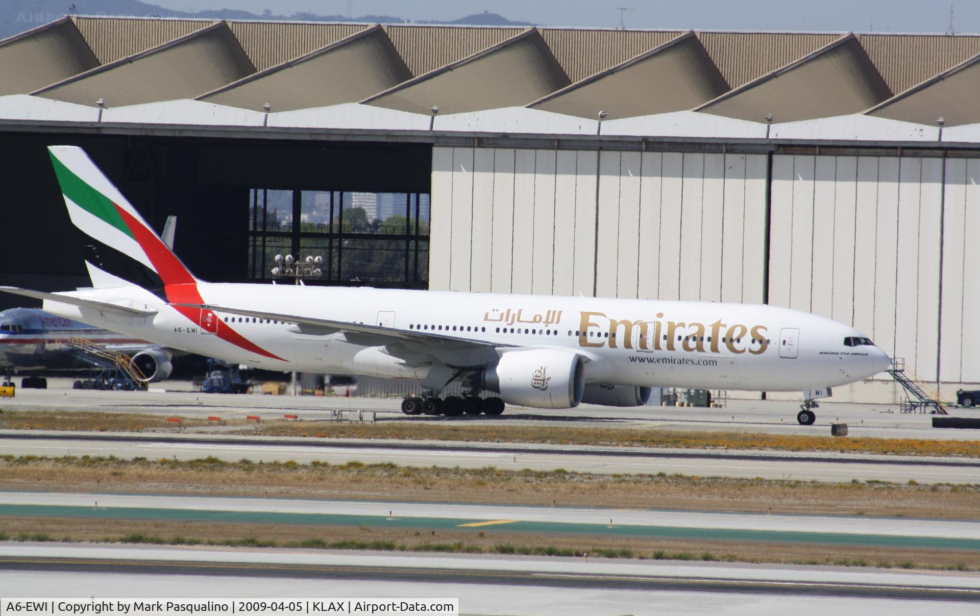 A6-EWI, 2008 Boeing 777-21H/LR C/N 35589, Boeing 777-200LR