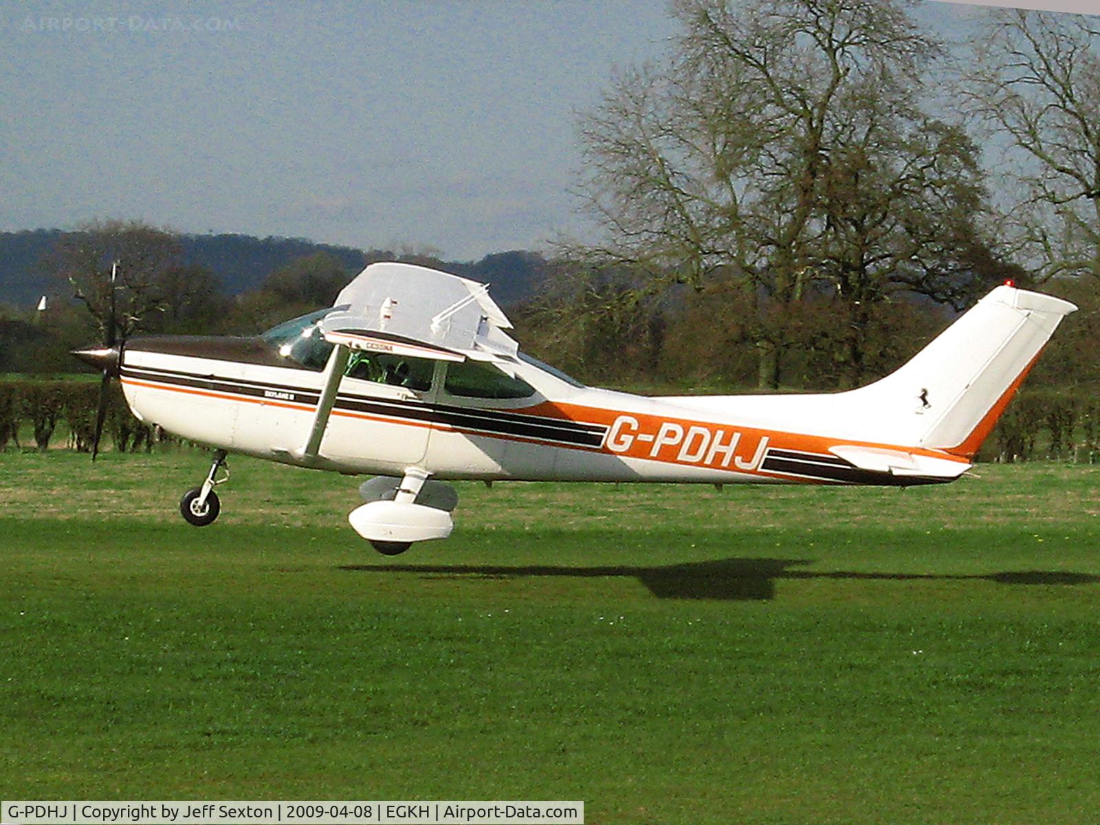 G-PDHJ, 1982 Cessna T182 Skylane C/N 182-68092, Cross wind take-off from EGKH