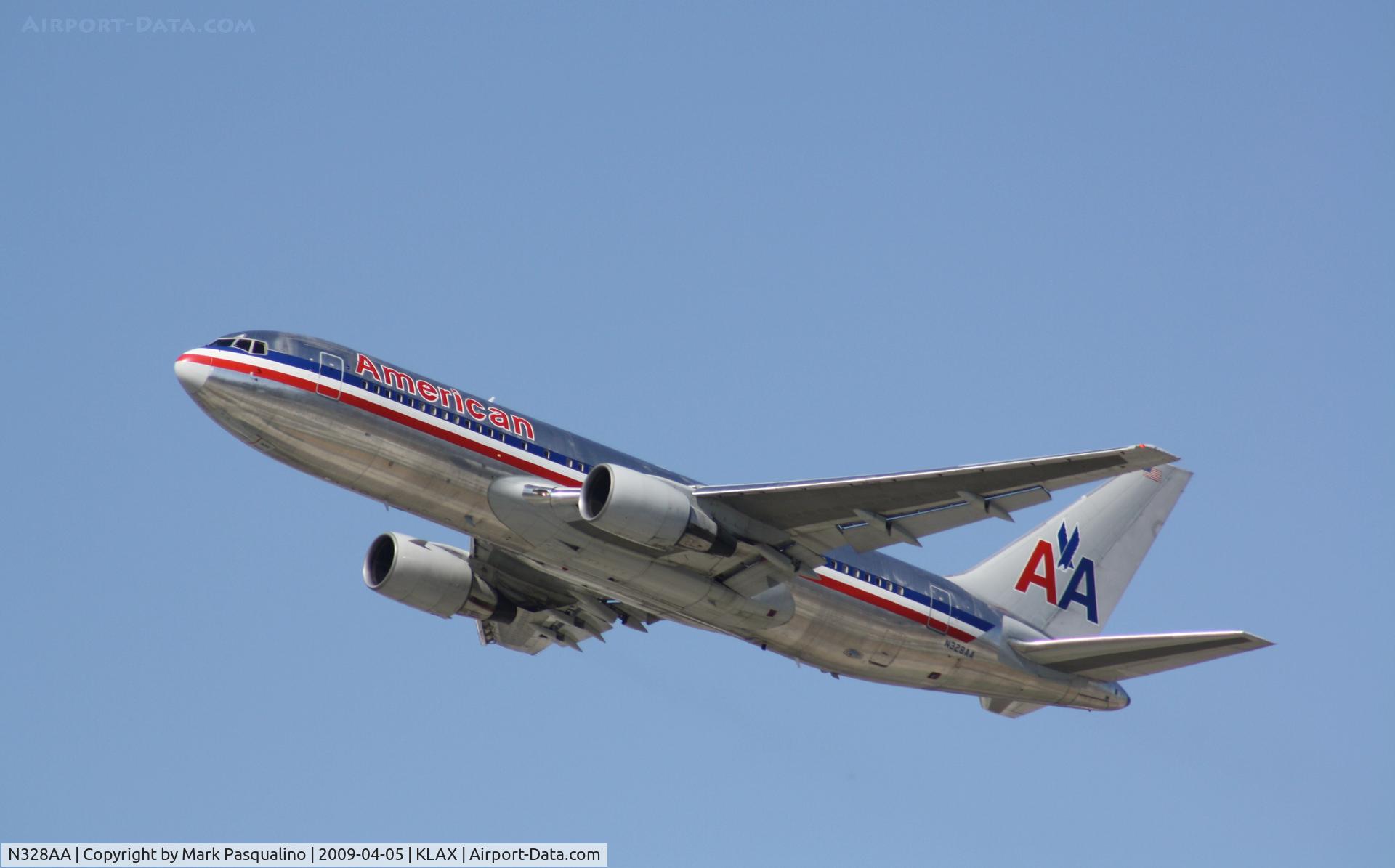 N328AA, 1986 Boeing 767-223 C/N 22328, Boeing 767-200