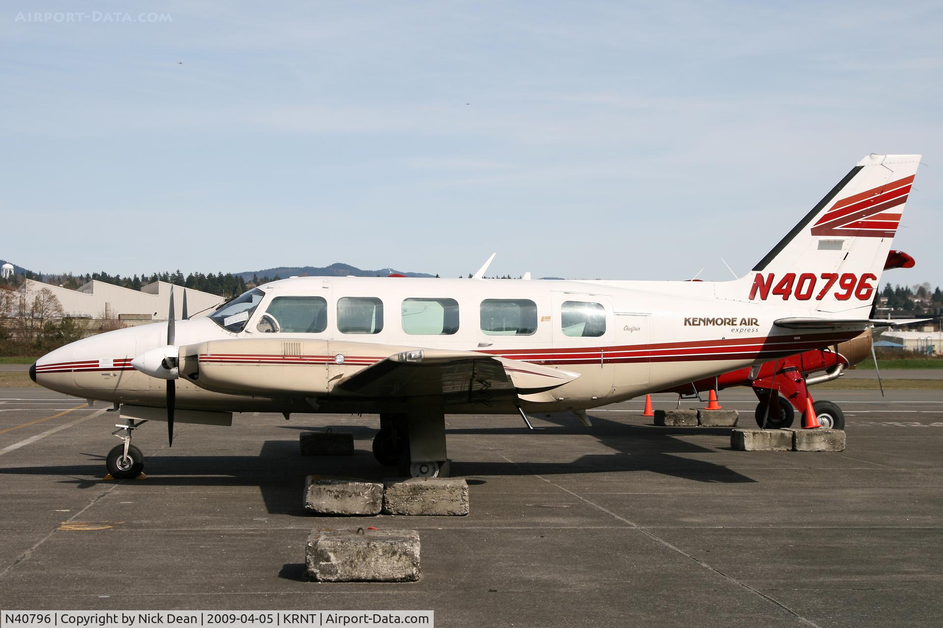 N40796, Piper PA-31-350 Chieftain C/N 31-8152084, KRNT
