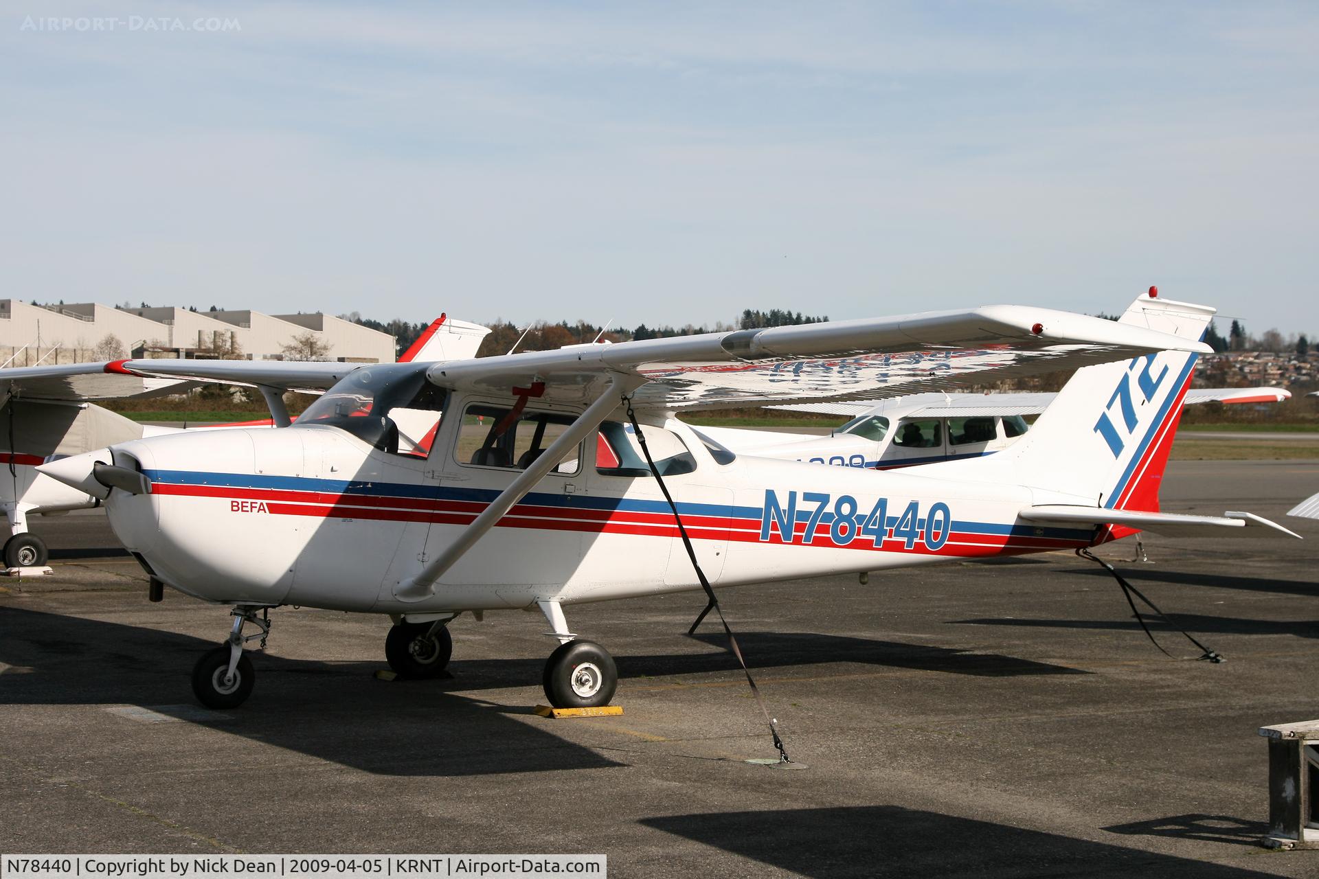 N78440, 1968 Cessna 172K Skyhawk C/N 17257618, KRNT