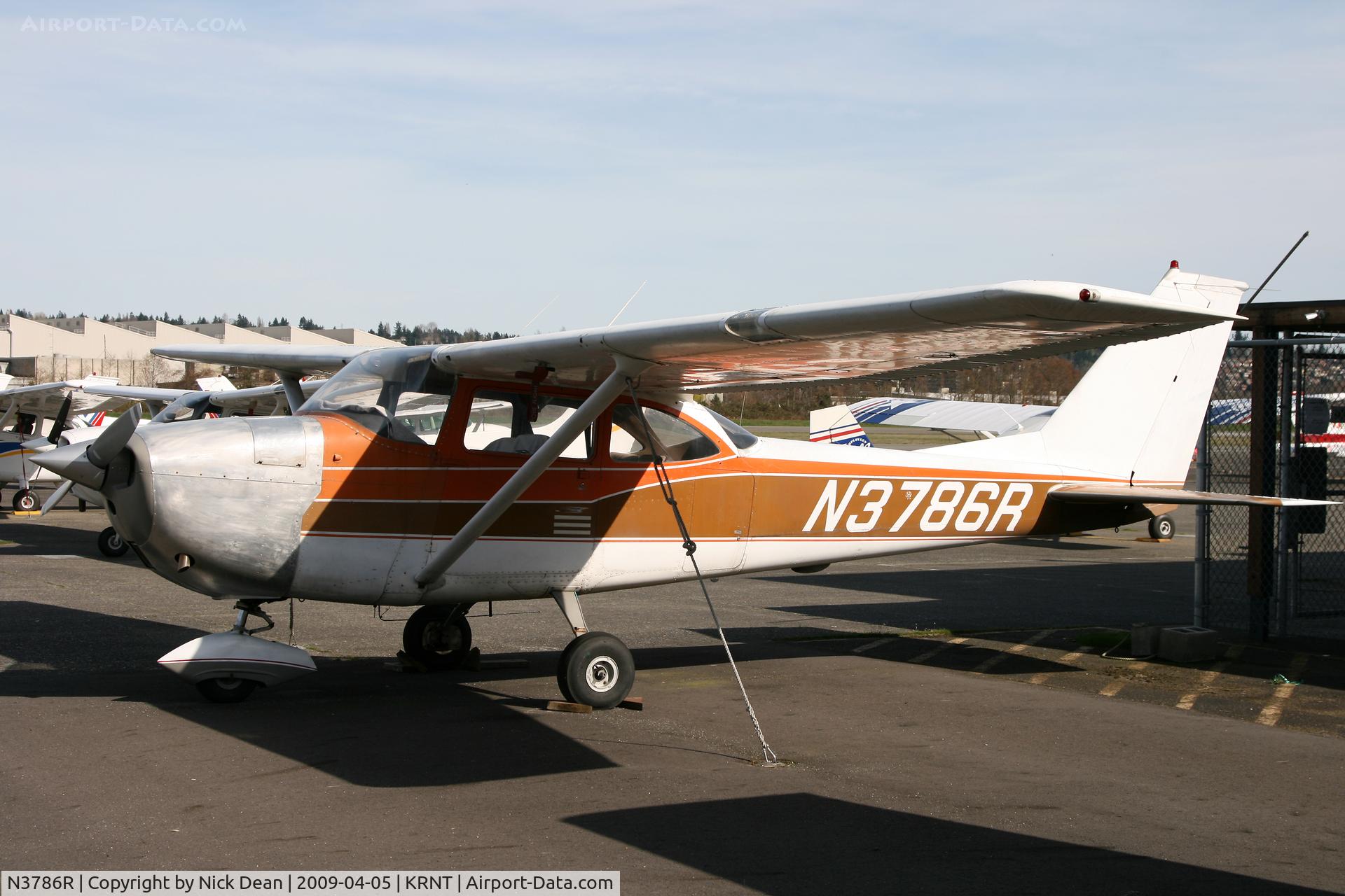 N3786R, 1966 Cessna 172H C/N 17255586, KRNT