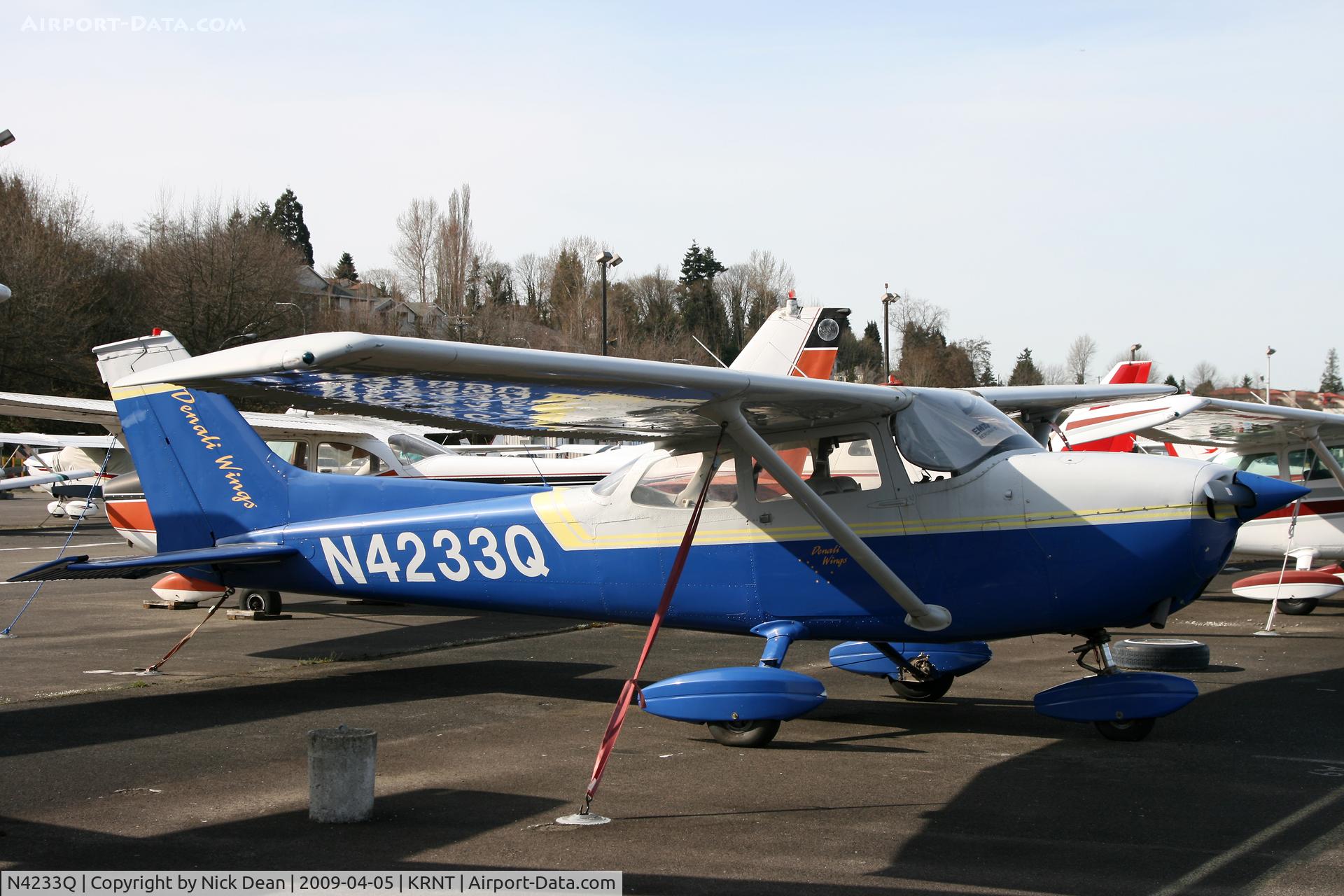 N4233Q, 1971 Cessna 172L C/N 17260133, KRNT