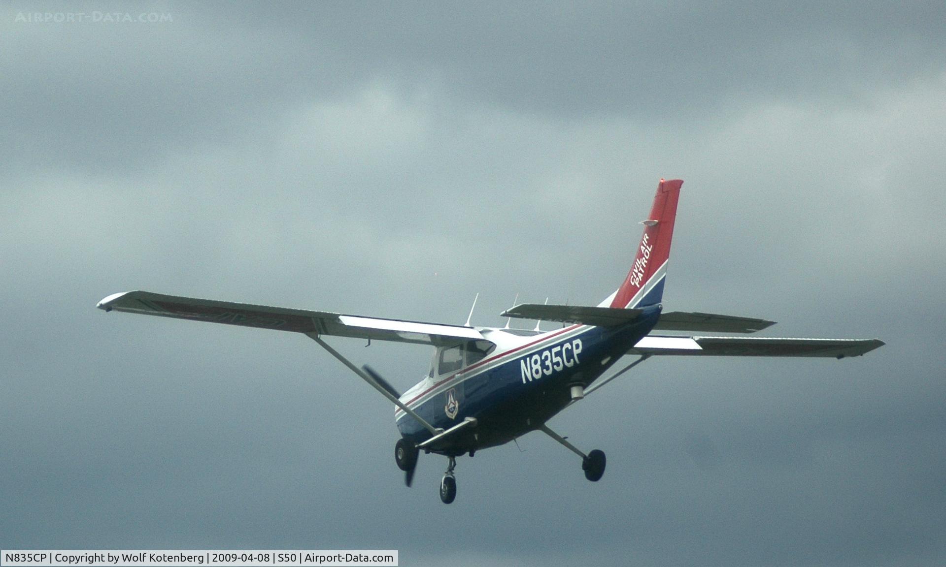 N835CP, 2004 Cessna 182T Skylane C/N 18281304, regular visitor