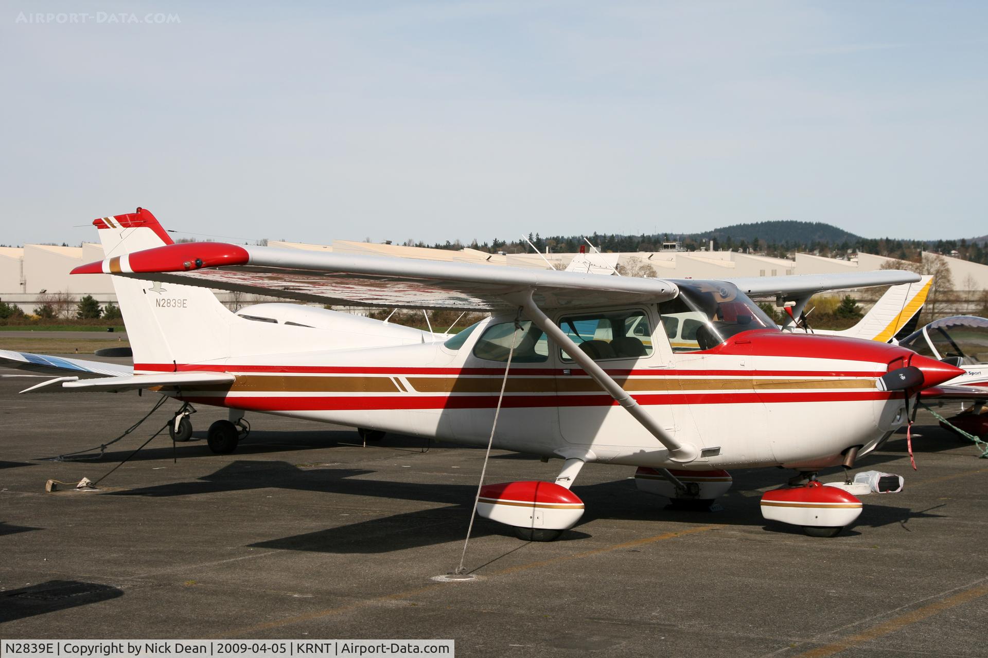 N2839E, 1978 Cessna 172N C/N 17271341, KRNT