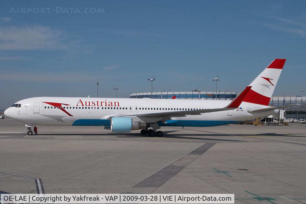 OE-LAE, 2000 Boeing 767-3Z9/ER C/N 30383, Austrian Airlines Boeing 767-300