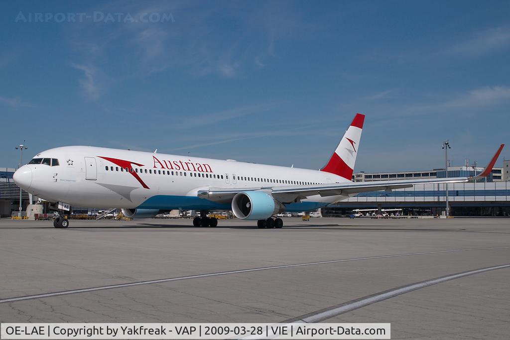 OE-LAE, 2000 Boeing 767-3Z9/ER C/N 30383, Austrian Airlines Boeing 767-300