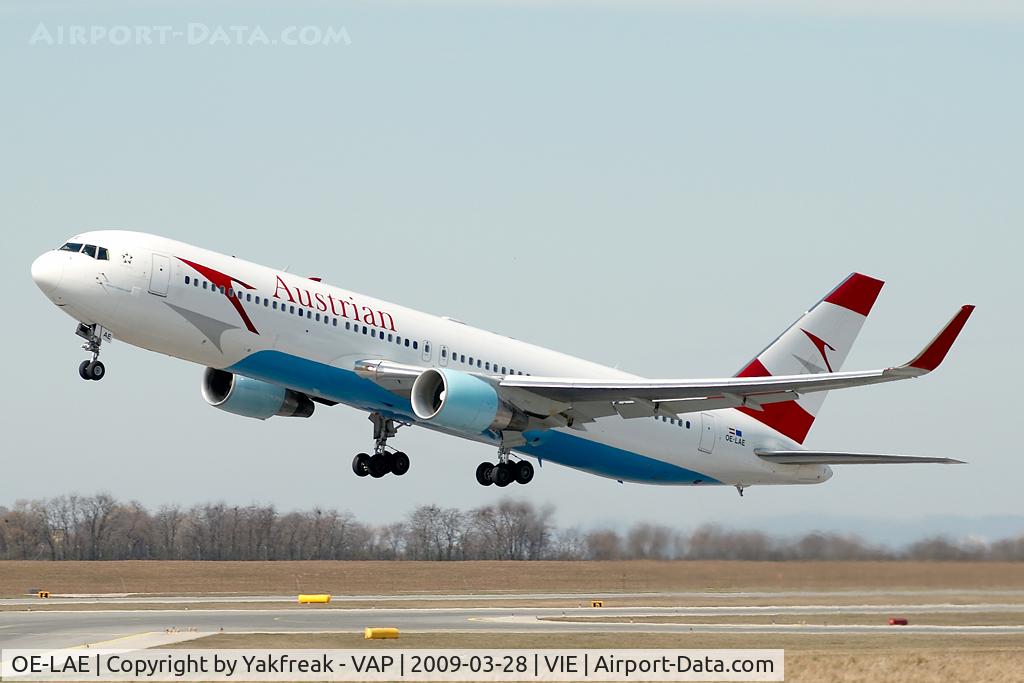 OE-LAE, 2000 Boeing 767-3Z9/ER C/N 30383, Austrian Airlines Boeing 767-300