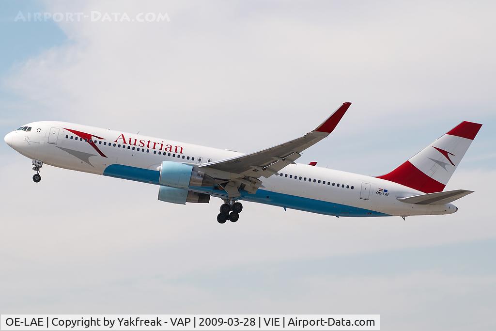 OE-LAE, 2000 Boeing 767-3Z9/ER C/N 30383, Austrian Airlines Boeing 767-300